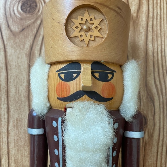 Erzebirger nutcracker - Picture 2 of 4
